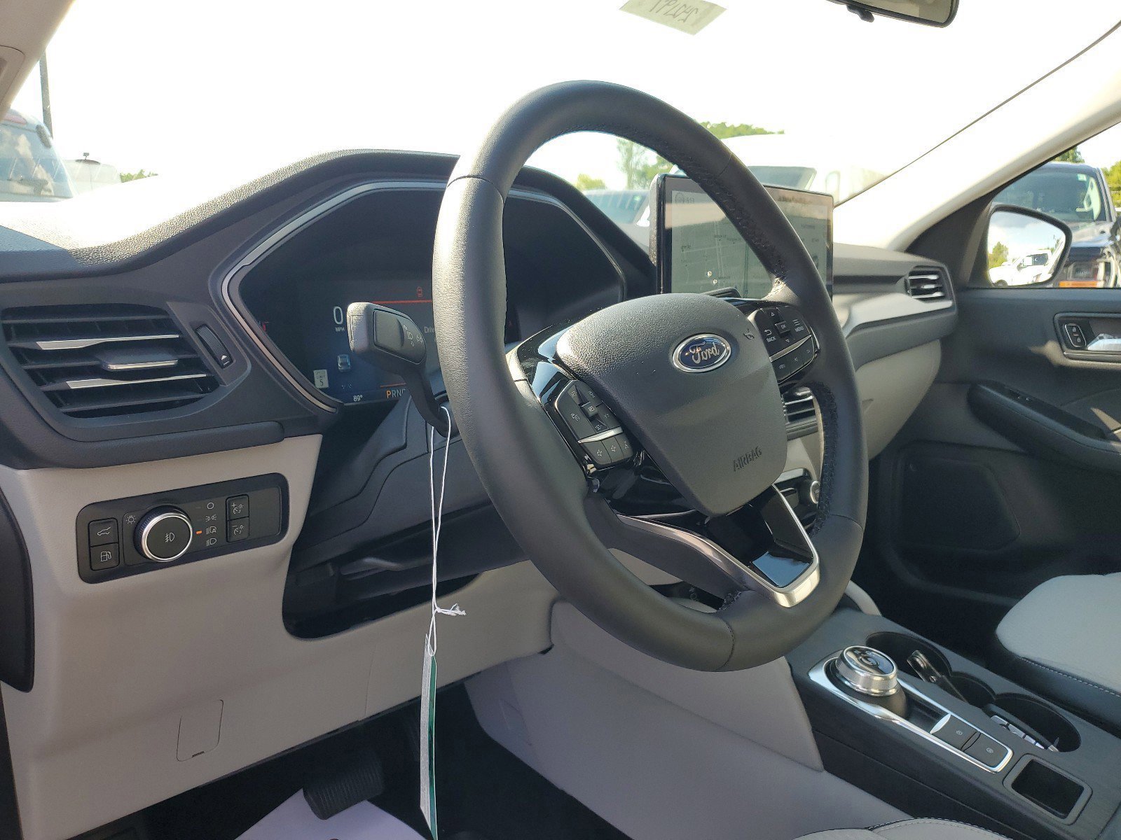 2024 Ford Escape Plug-In Hybrid photo 11