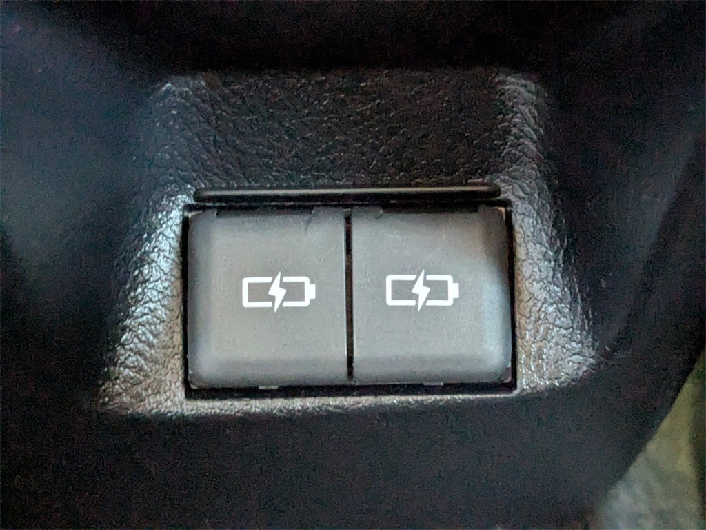 2024 Toyota 4Runner SR5 photo 12