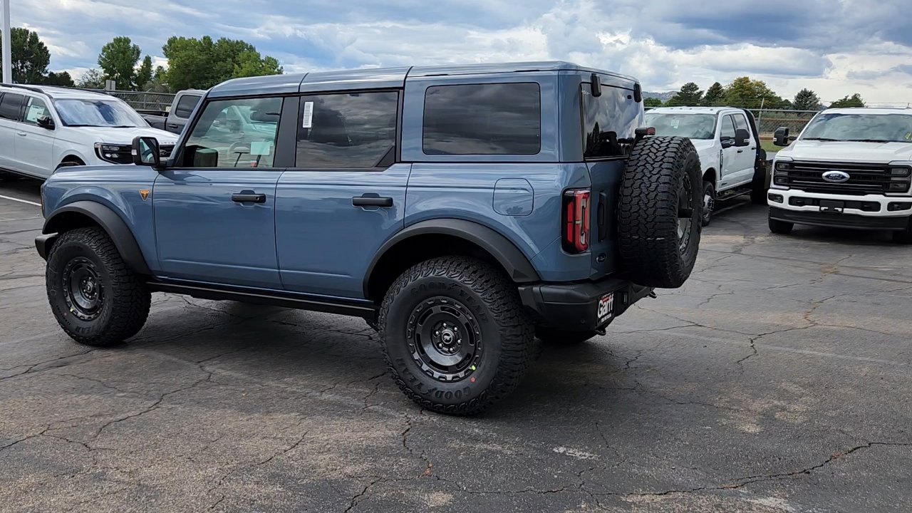 2025 Ford Bronco Badlands photo 4