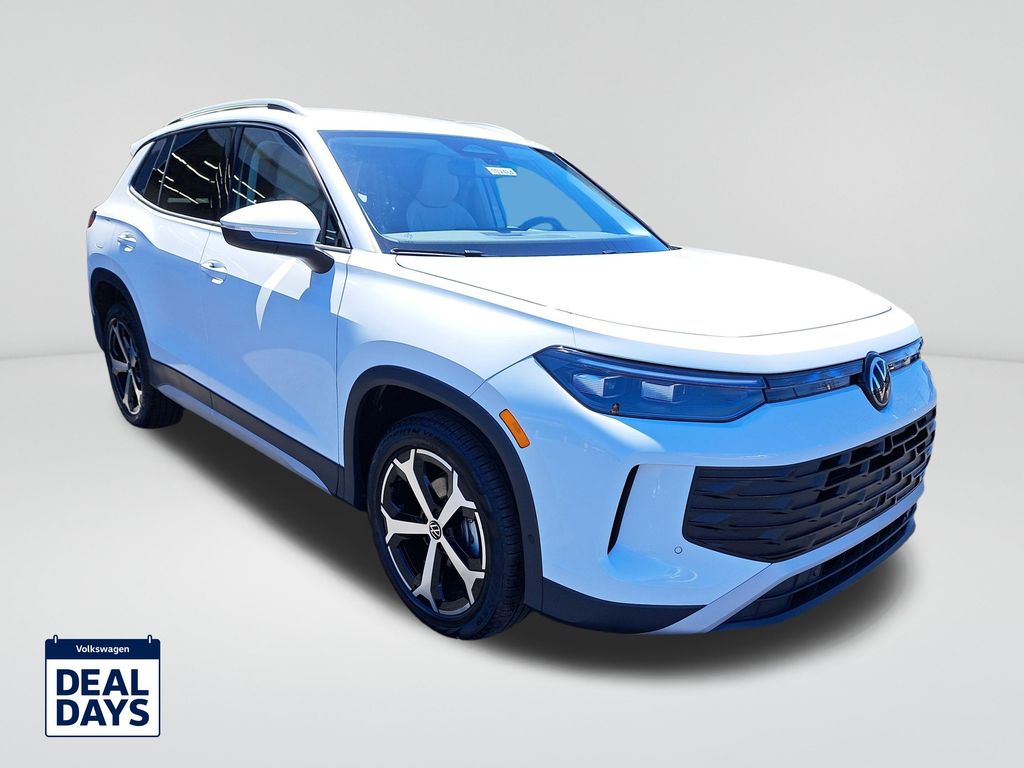 2025 Volkswagen Tiguan SE photo 2