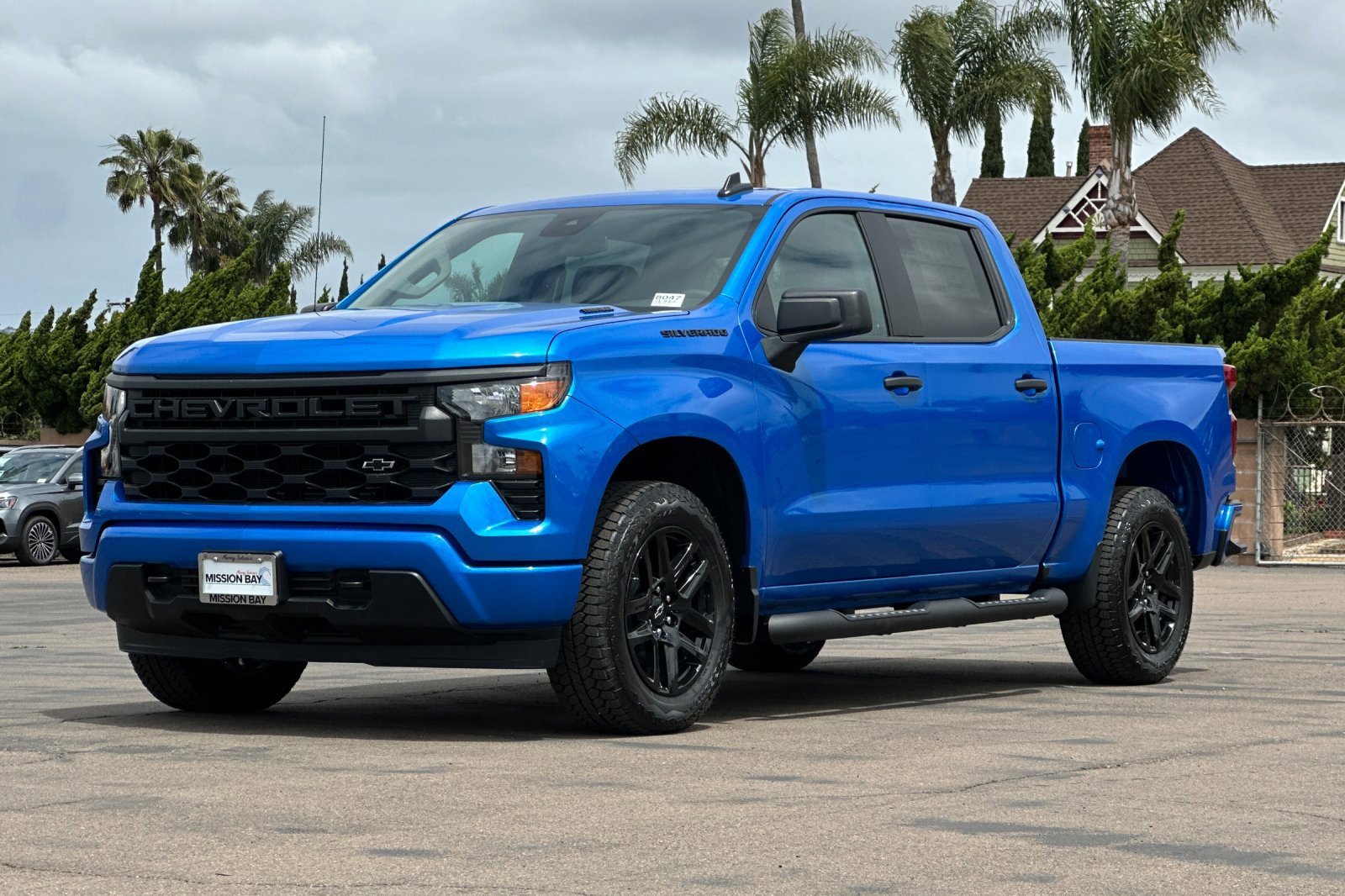 2025 Chevrolet Silverado 1500 Custom photo 8