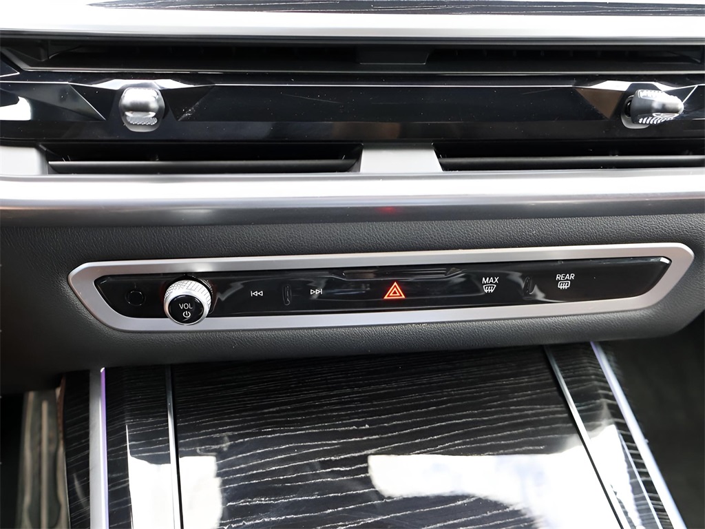 2023 Bmw X7 M60i photo 27