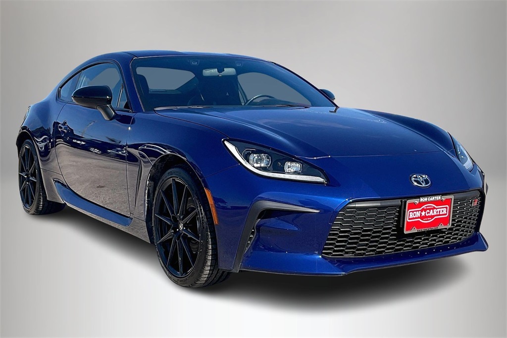 2024 Toyota GR86 Premium's photo