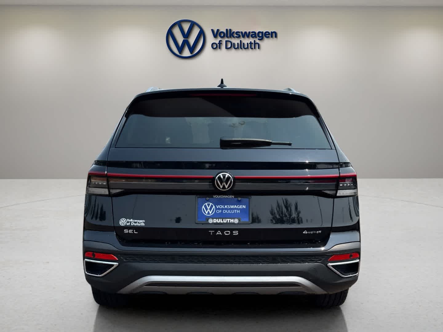 2025 Volkswagen Taos SEL photo 4