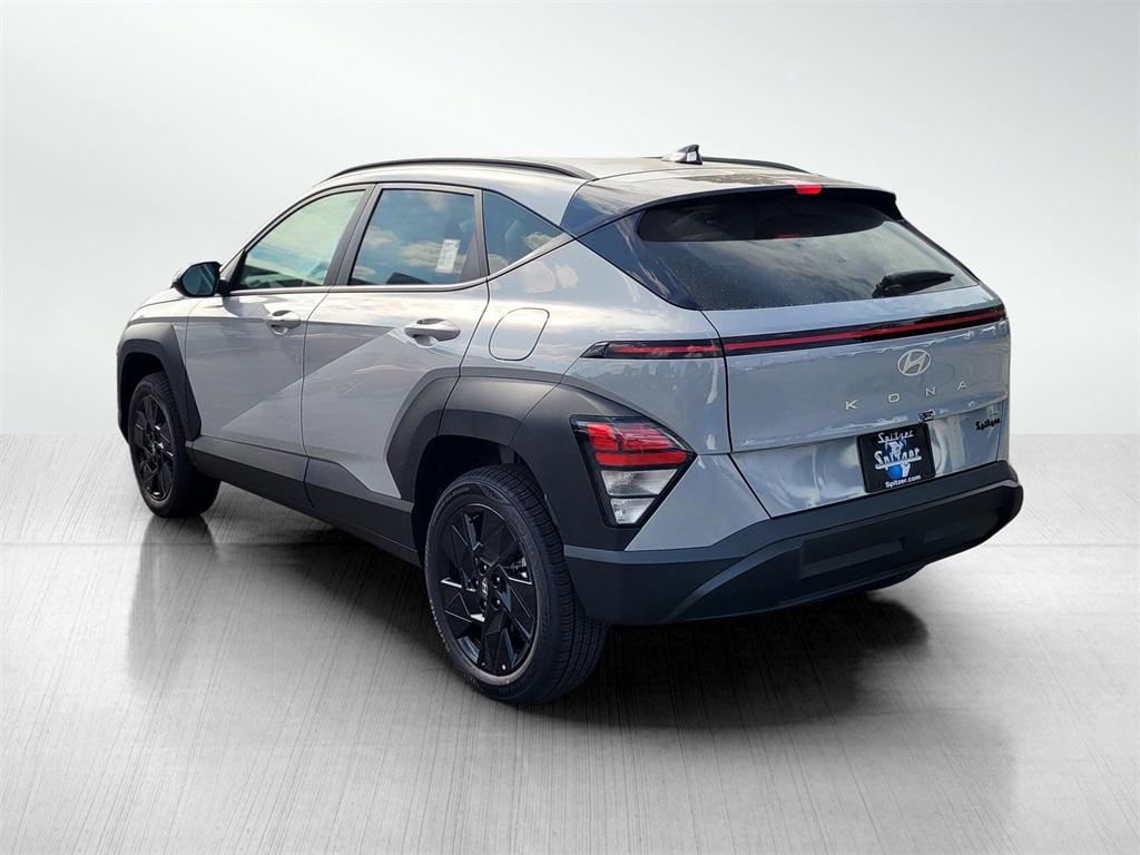 2026 Hyundai Kona SEL photo 4