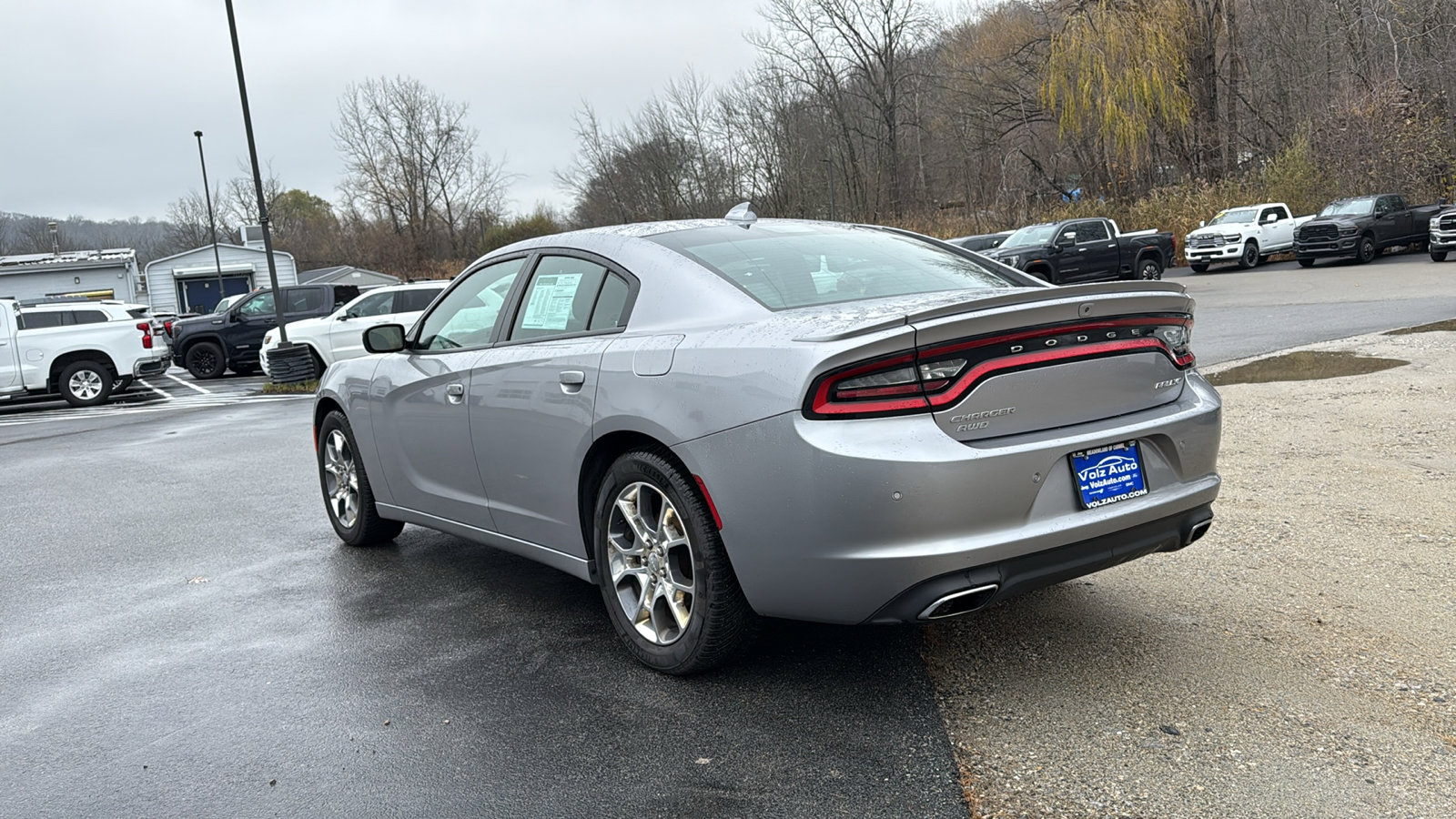 2016 Dodge Charger SXT AWD photo 4