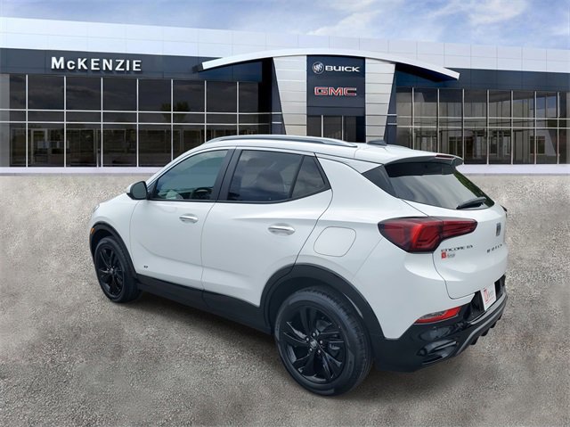 2026 Buick Encore GX Sport Touring photo 3