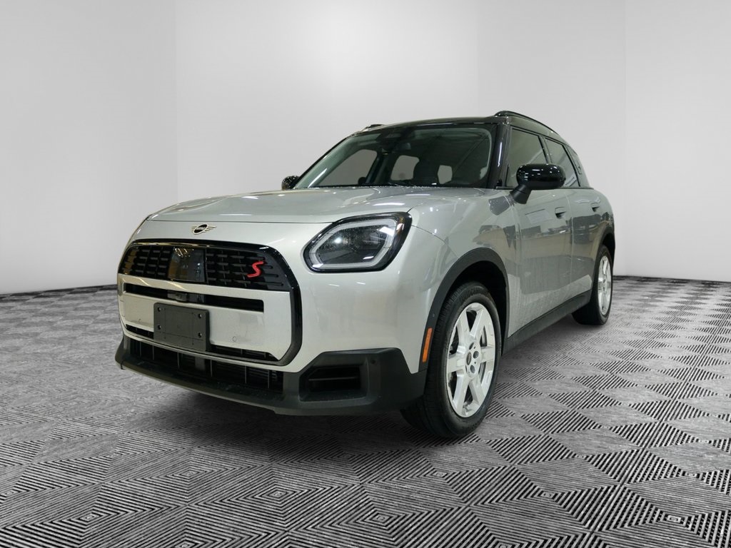 2025 MINI Countryman S's photo