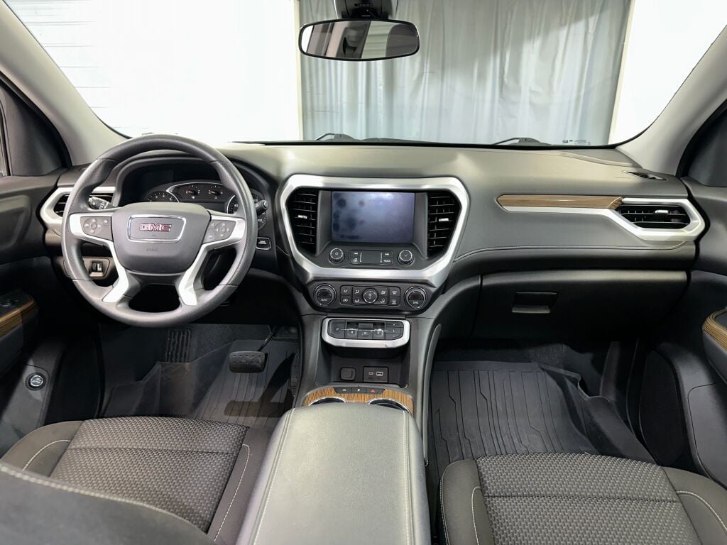 2023 Gmc Acadia SLE photo 28