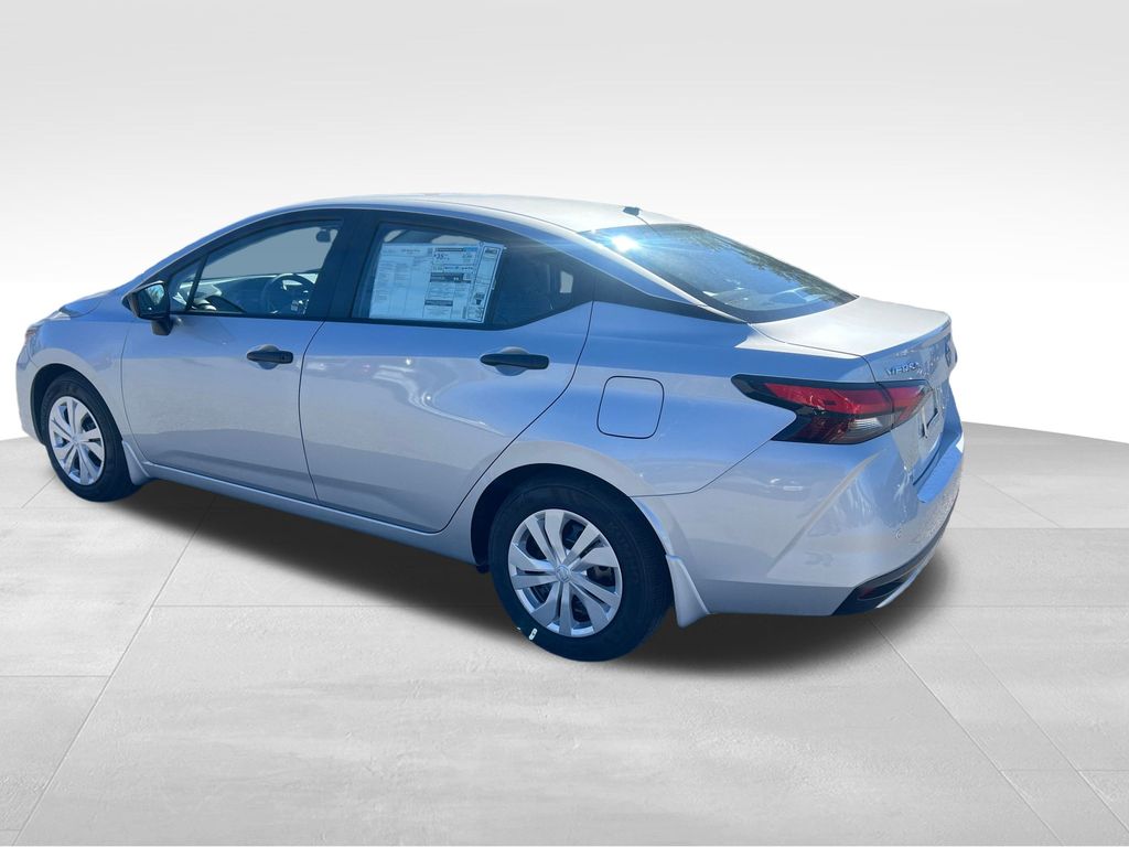 2025 Nissan Versa S photo 3