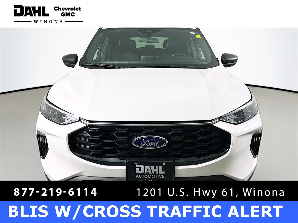 2025 Ford Escape ST-Line photo 3