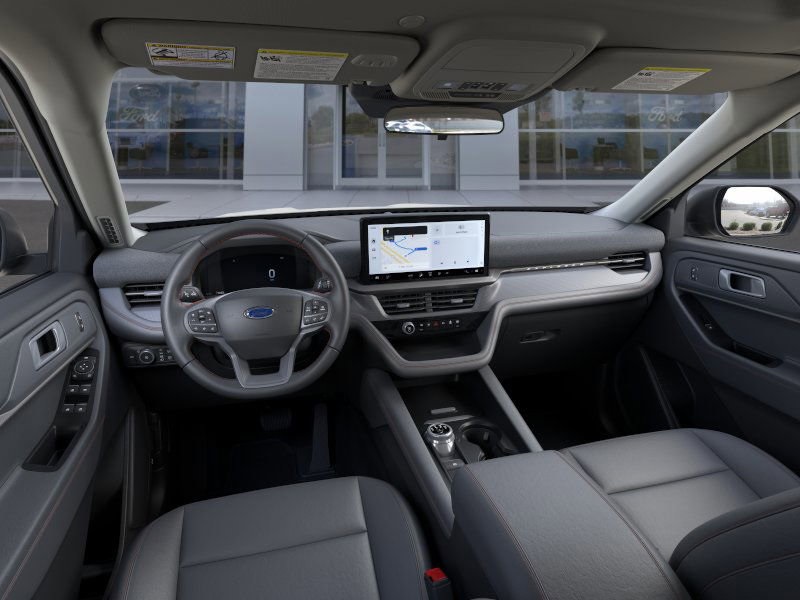 2025 Ford Explorer photo 7