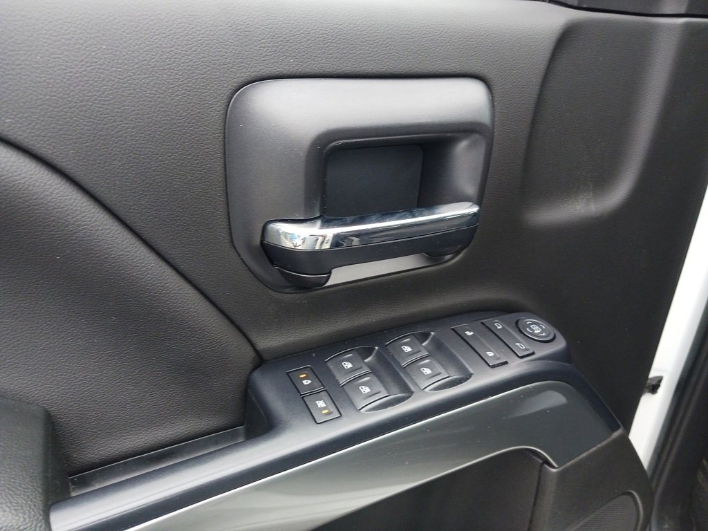 2018 Chevrolet Silverado 1500 LT photo 8