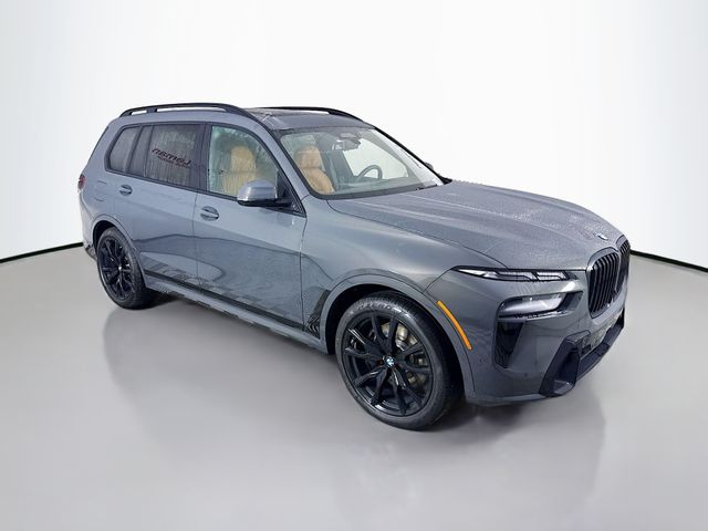 2026 BMW X7 40i's photo