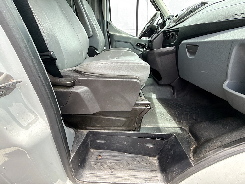 2015 Ford Transit Van photo 3