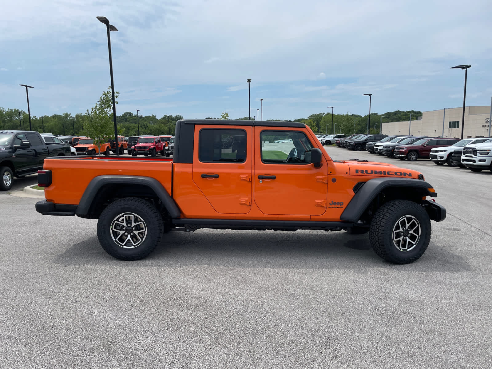 2025 Jeep Gladiator Rubicon photo 10