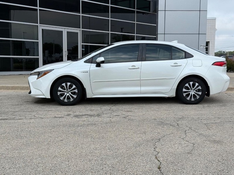 2021 Toyota Corolla Hybrid LE photo 6