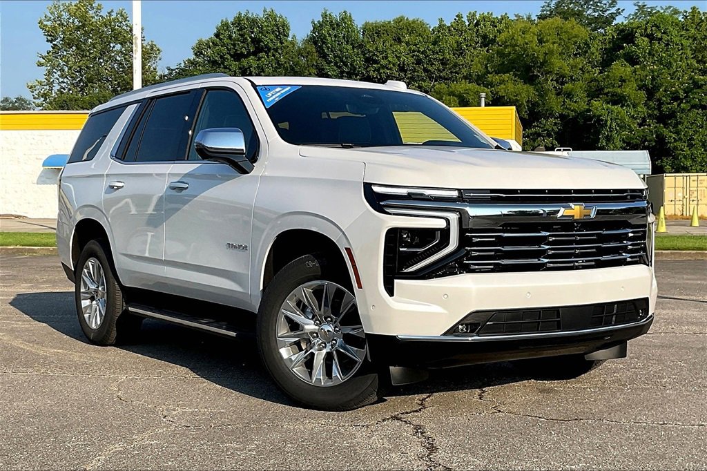 2025 Chevrolet Tahoe Premier photo 13