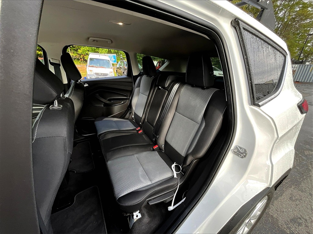 2019 Ford Escape SE photo 15