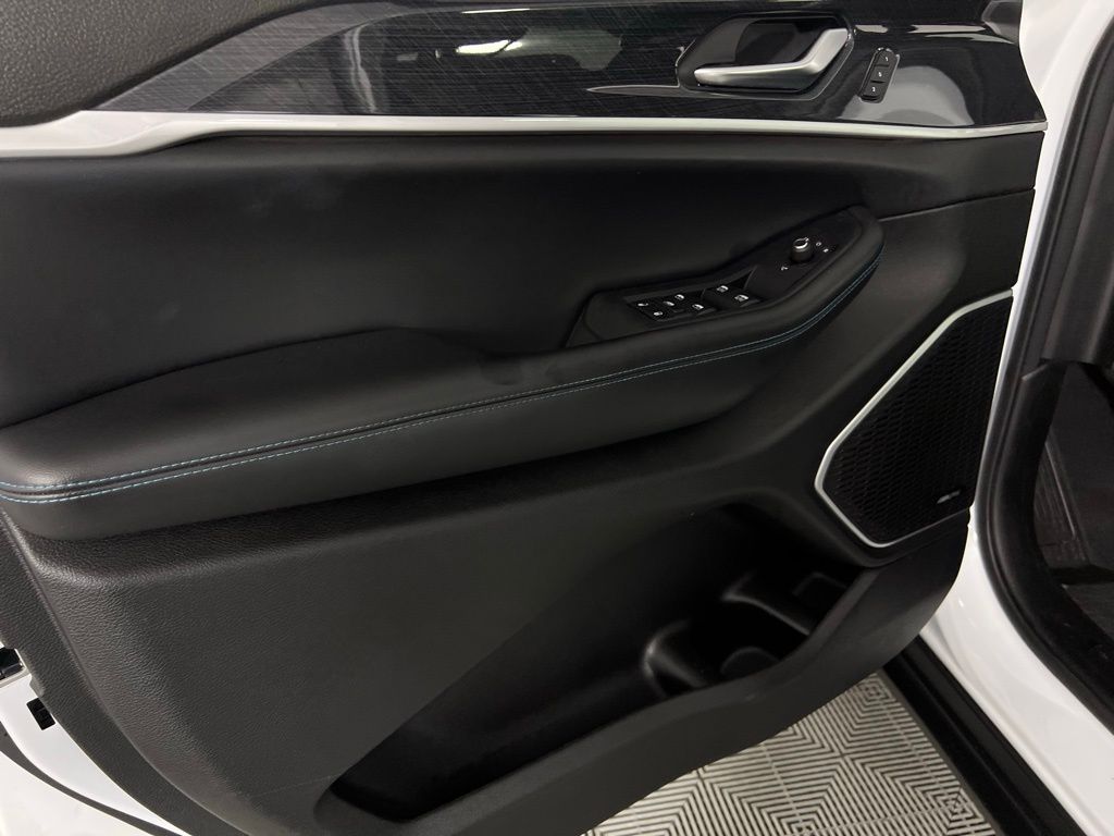 2022 Jeep Grand Cherokee Trailhawk 4xe photo 24