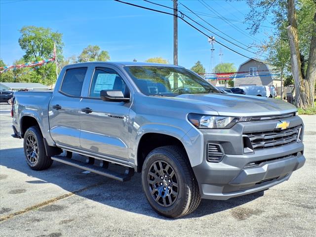 2025 Chevrolet Colorado LT photo 3