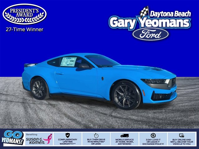 2026 Ford Mustang Dark Horse's photo