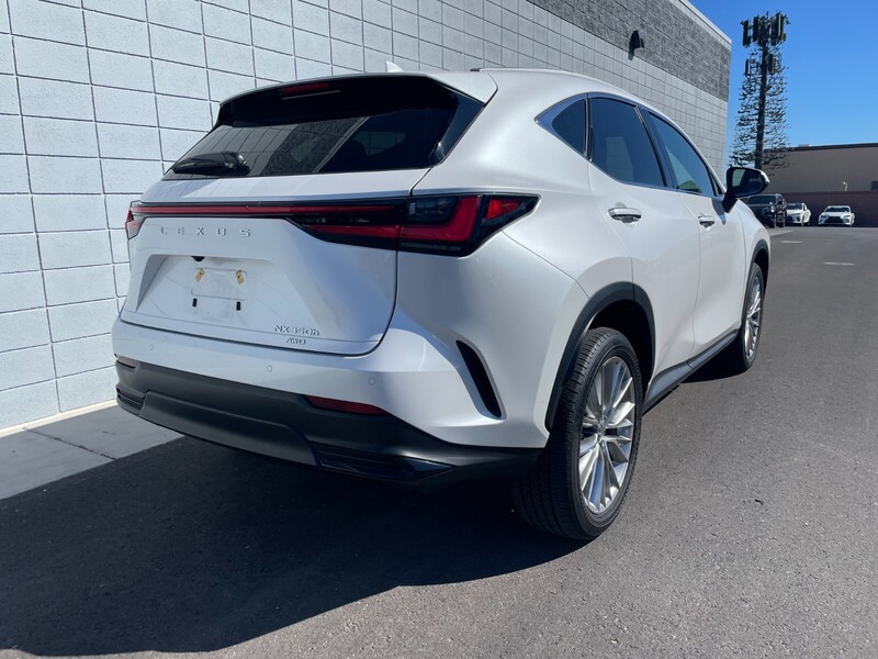 2025 Lexus NX 350h Premium photo 3