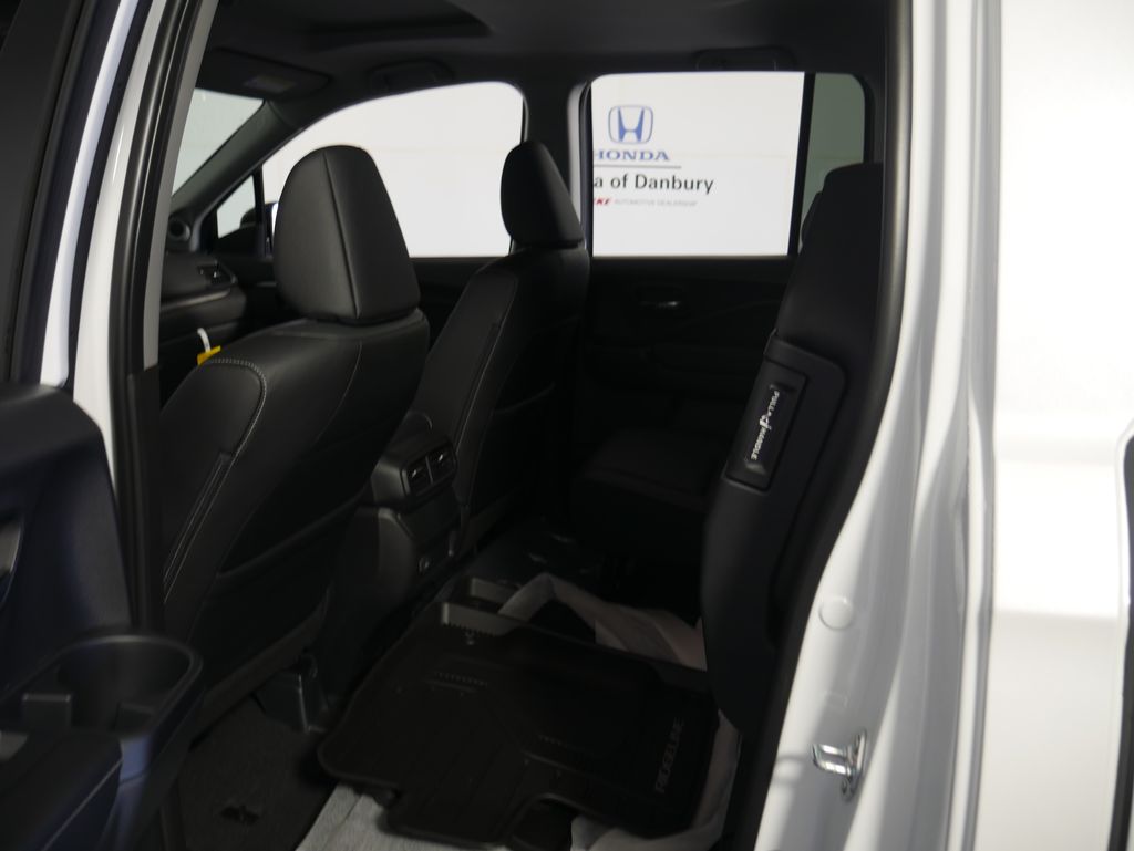 2025 Honda Ridgeline RTL photo 10