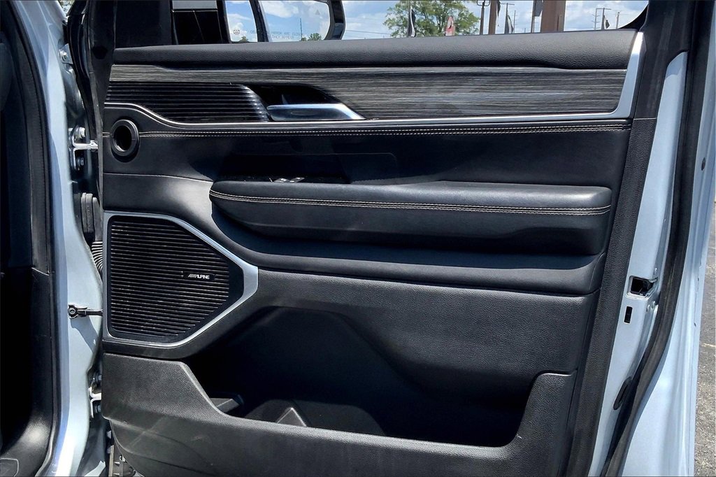 2022 Jeep Wagoneer Series II photo 23