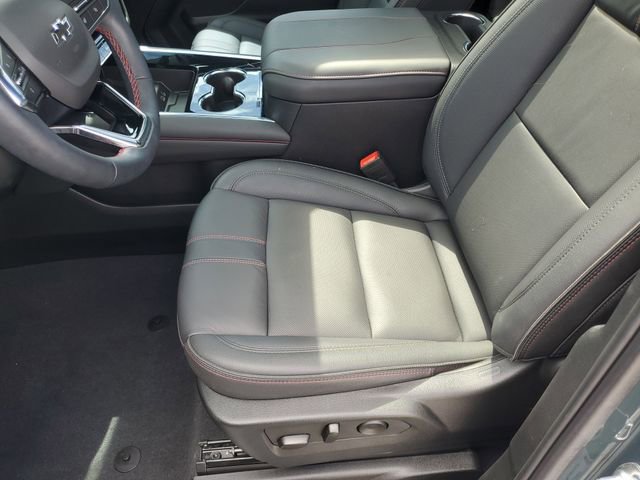 2025 Chevrolet Tahoe RST photo 16