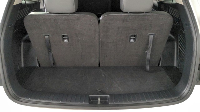 Used 2022 WHITE Kia S image 14