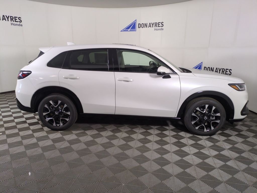 2026 Honda HR-V EX-L photo 5