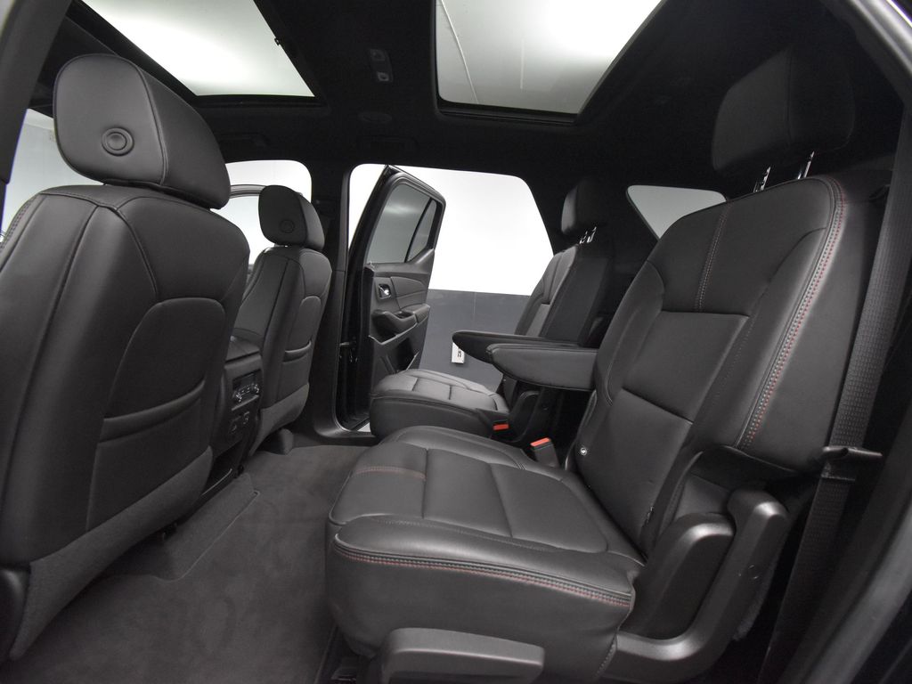 2023 Chevrolet Traverse RS photo 33
