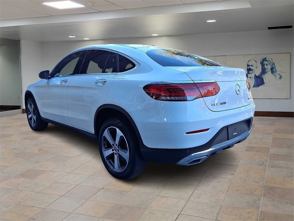 2022 Mercedes Benz GLC 300 Coupe 4MATIC photo 4