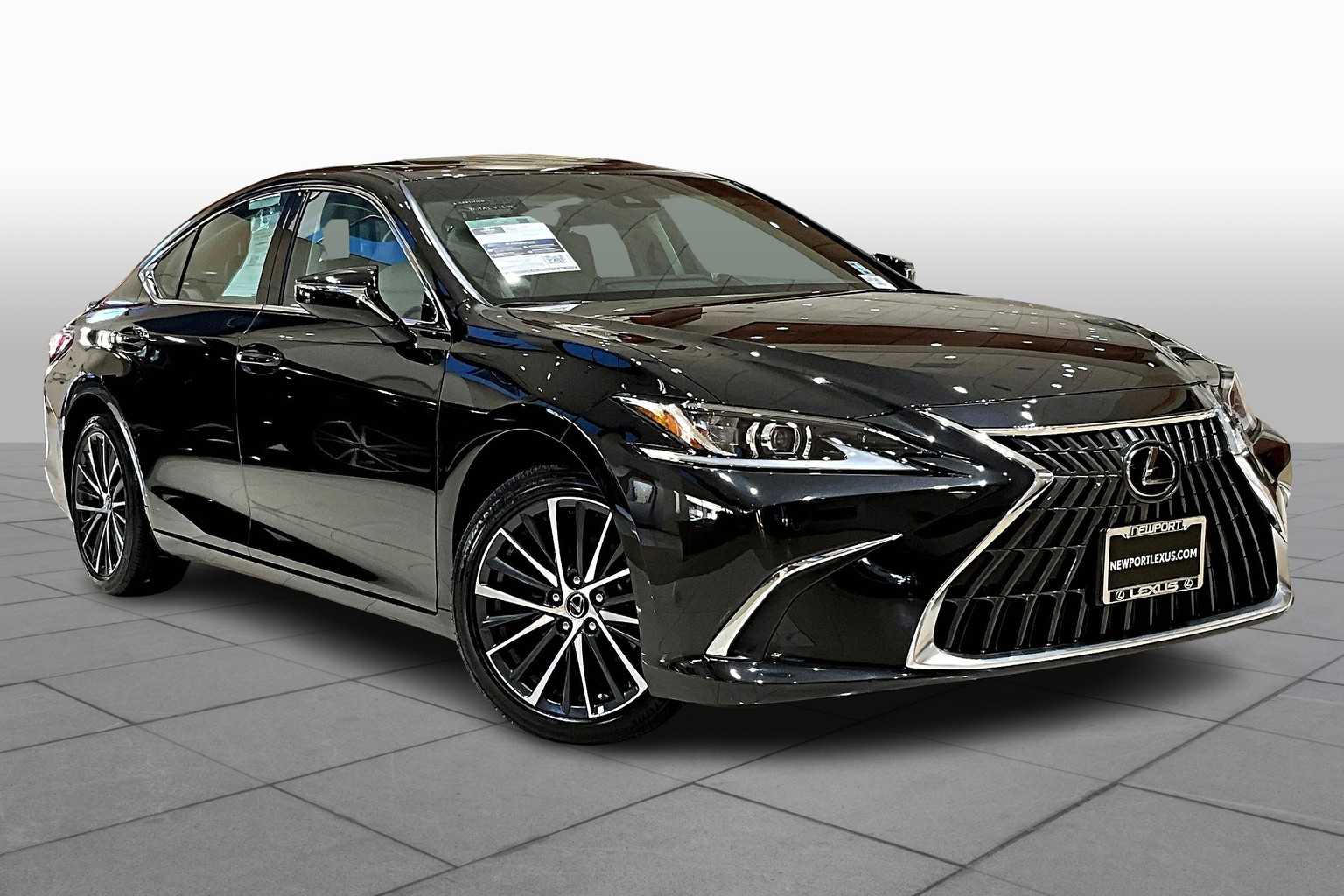 2025 Lexus ES 300h photo 2