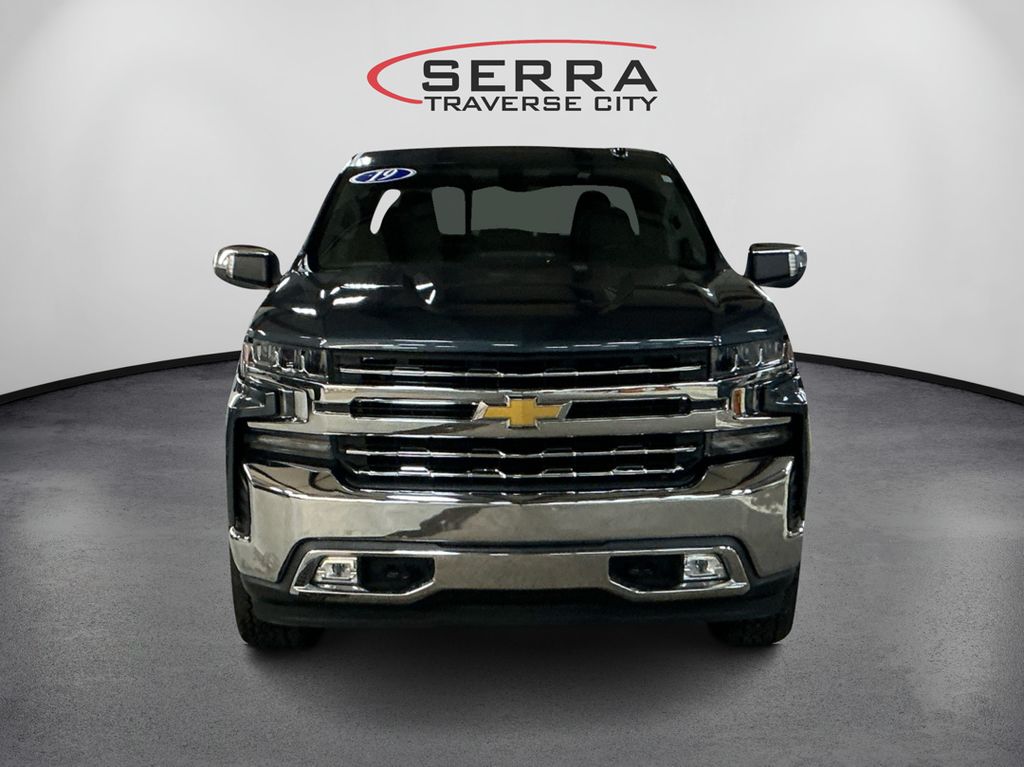 2019 Chevrolet Silverado 1500 LTZ photo 2