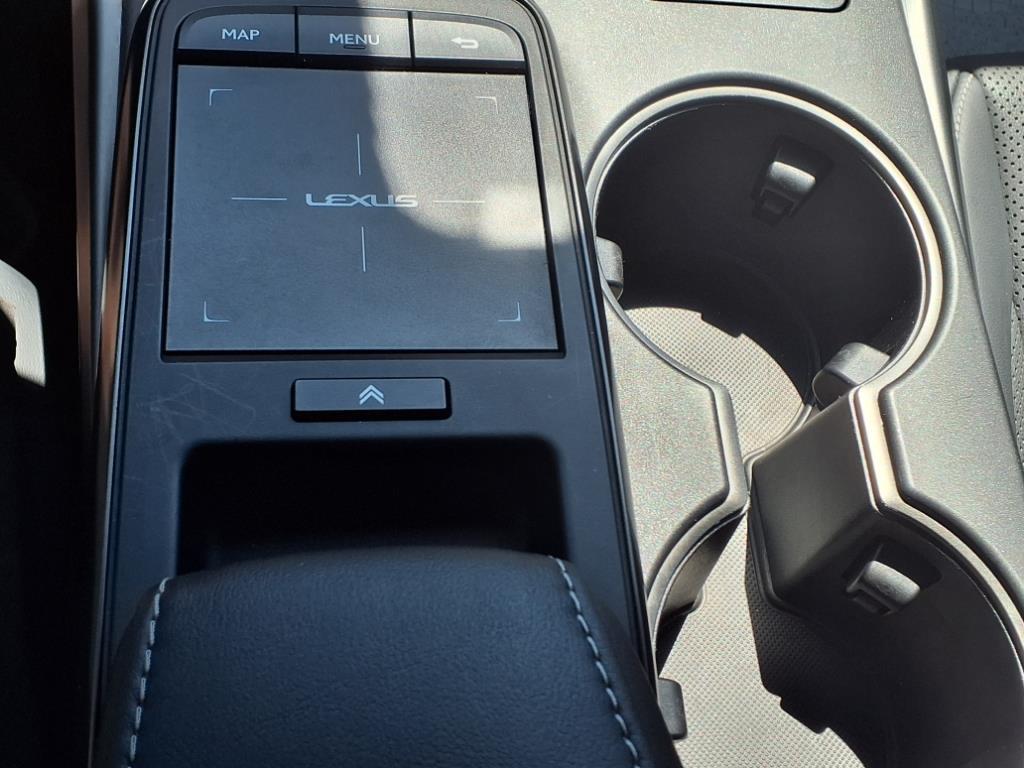 2022 Lexus IS 350 F SPORT AWD photo 24