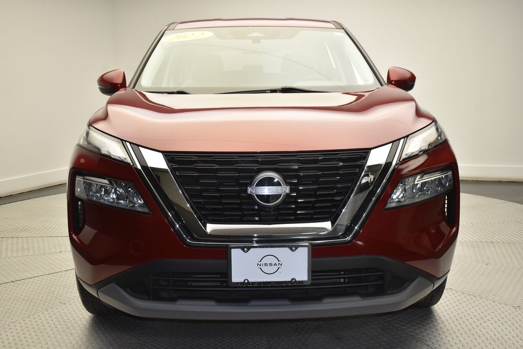 2022 Nissan Rogue SV photo 2