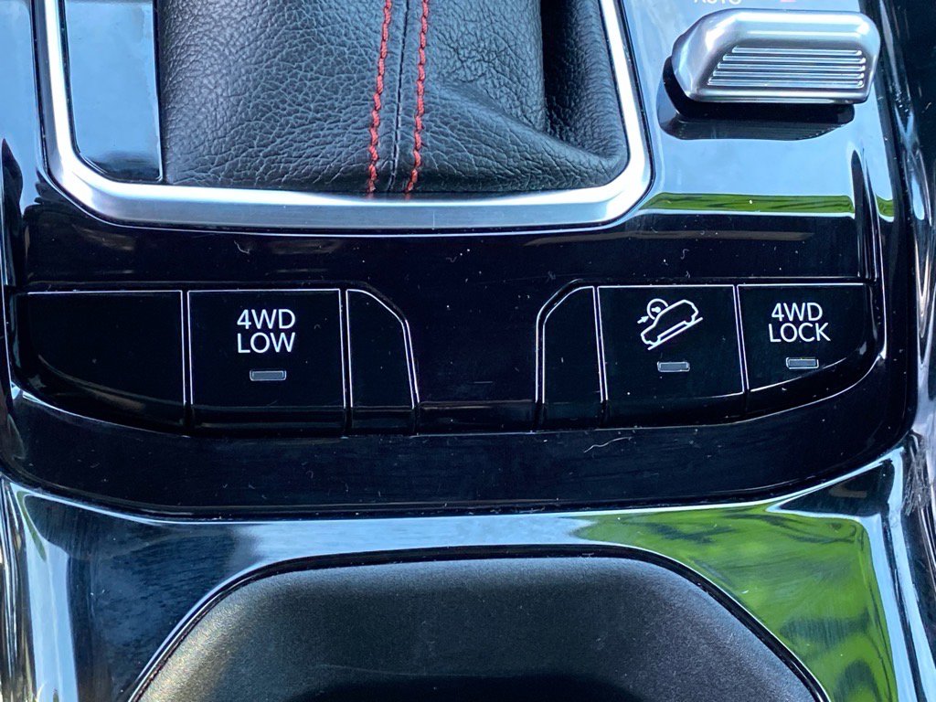 2024 Jeep Compass Trailhawk photo 12
