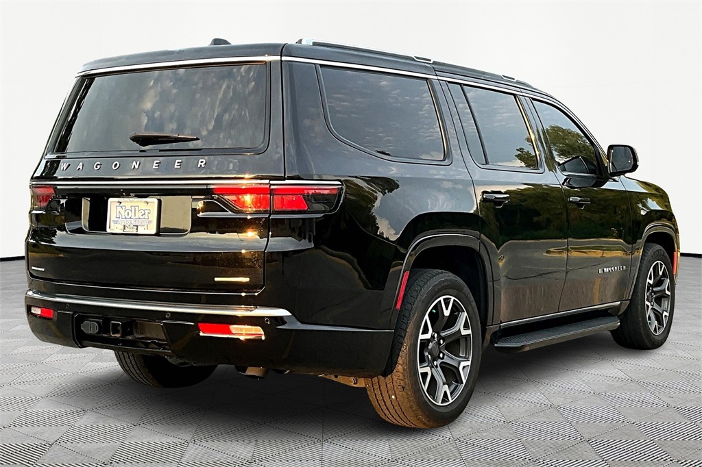 Used 2023 Jeep Wagoneer Series III with VIN 1C4SJVDP7PS507096 for sale in Kansas City