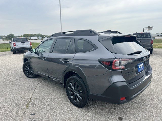2024 Subaru Outback Onyx Edition photo 4