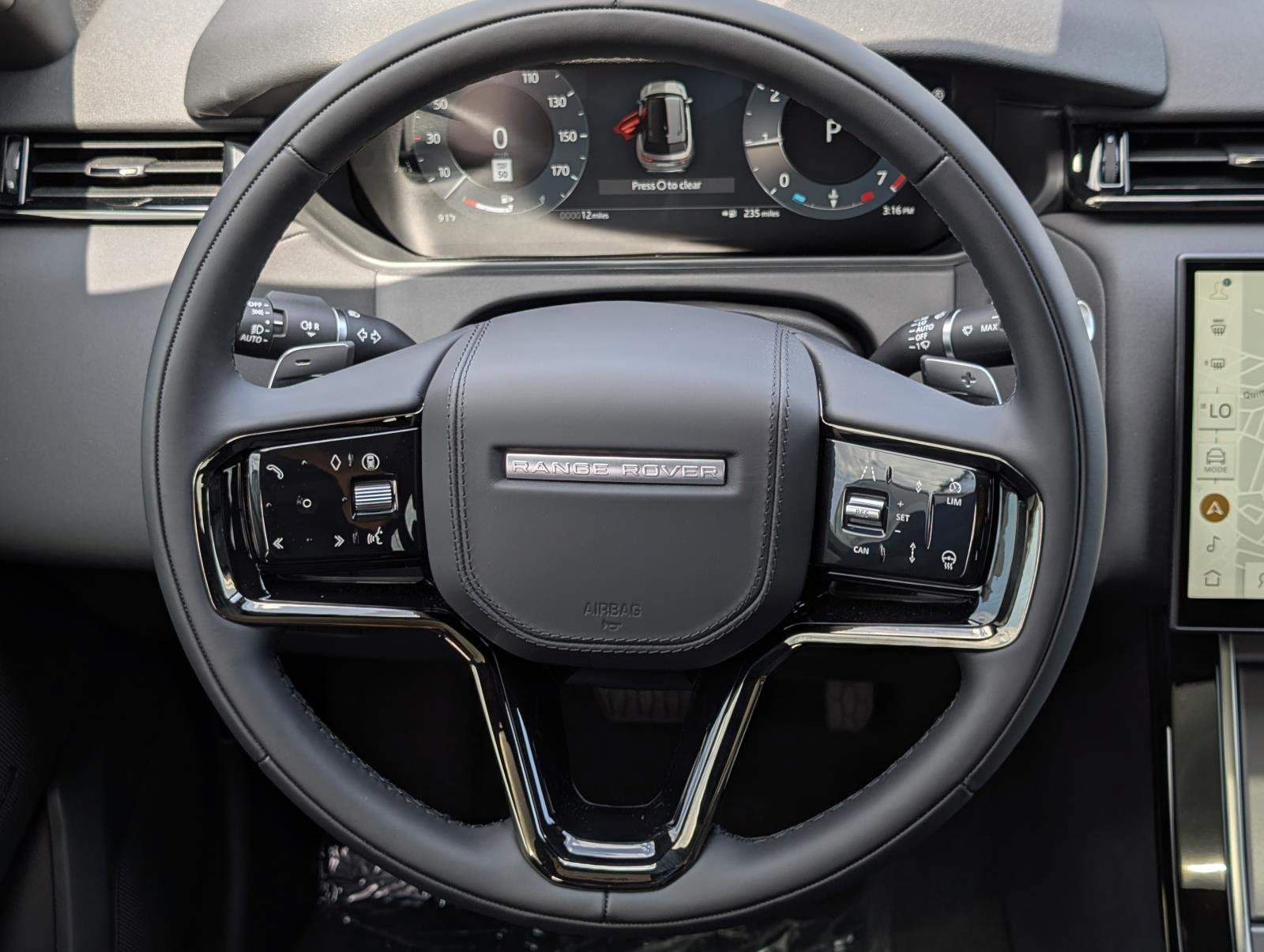2026 Land Rover Range Rover Velar S photo 31