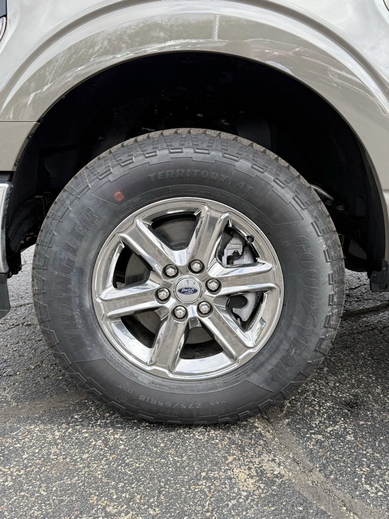 2025 Ford F-150 XLT photo 33