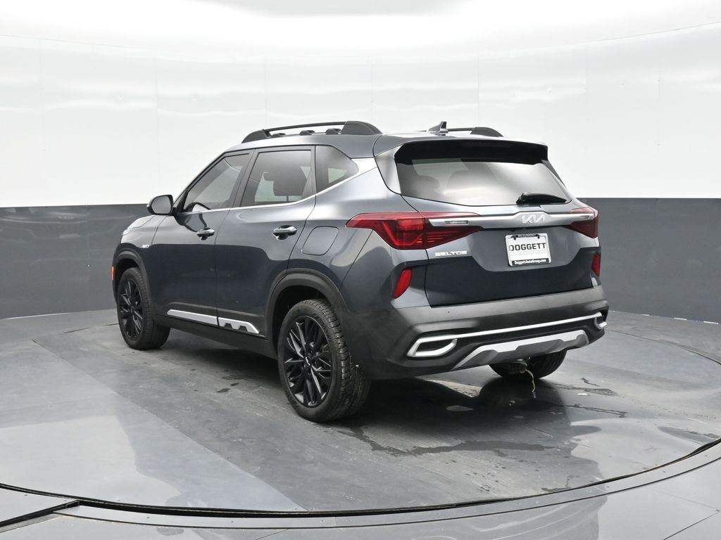 2022 Kia Seltos Nightfall Edition photo 6