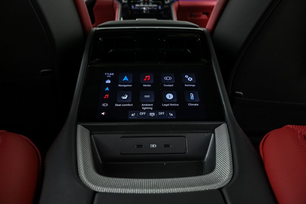 2025 Porsche Panamera Base photo 17