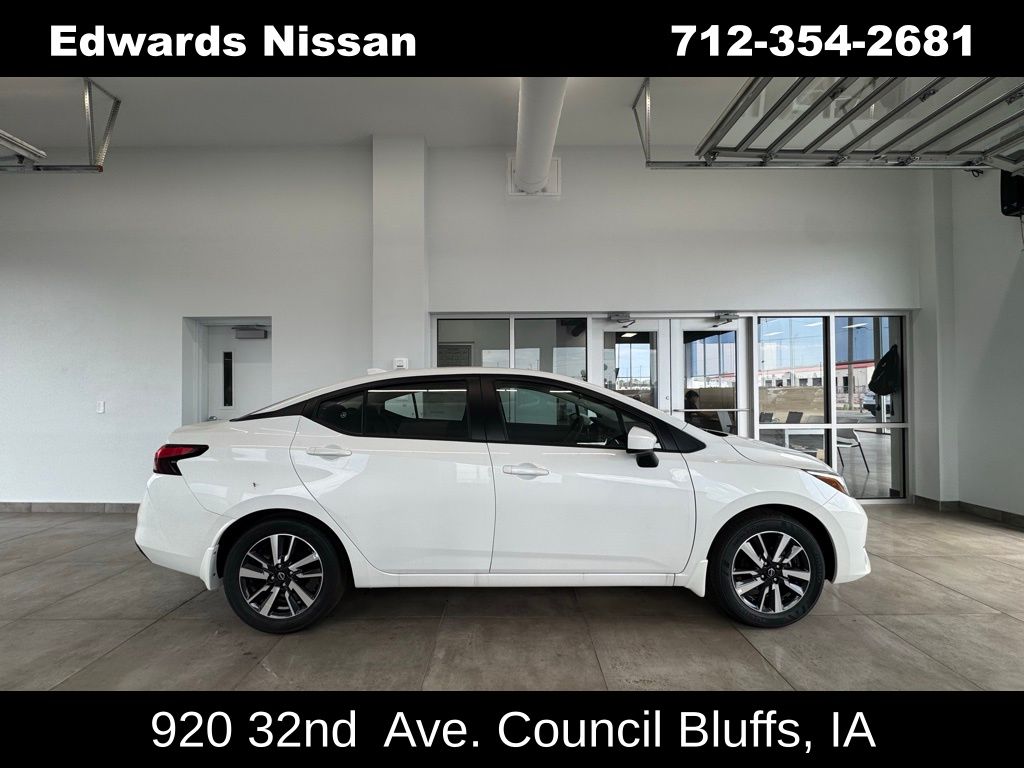 2025 Nissan Versa Sedan SV's photo