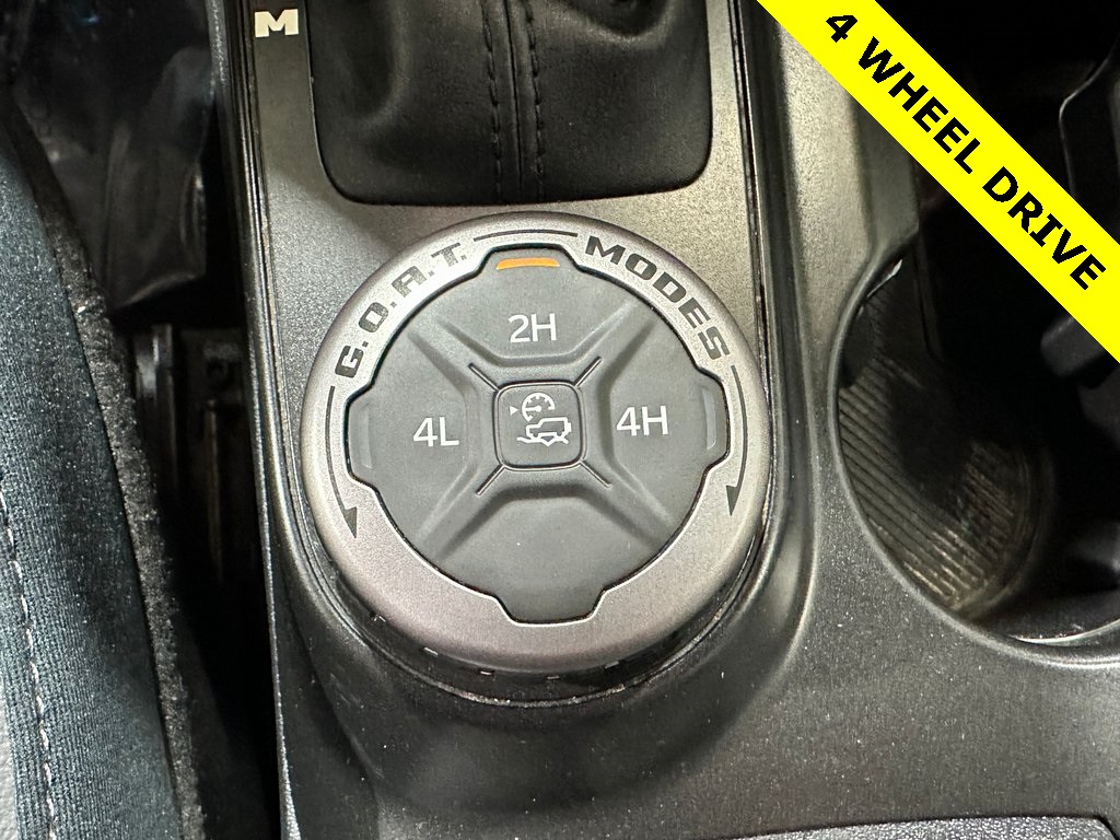 2022 Ford Bronco Outer Banks photo 18