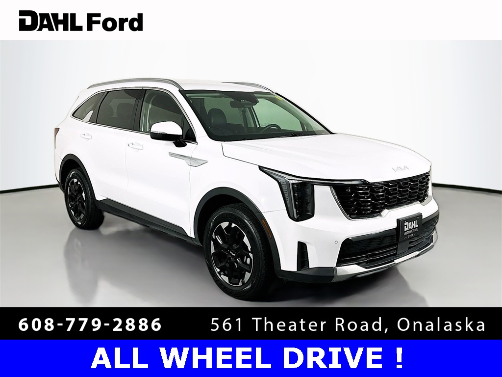 2024 Kia Sorento S's photo