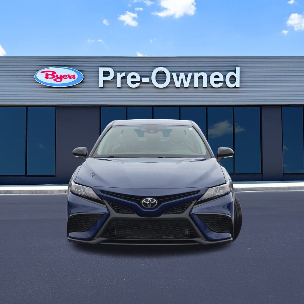 2024 Toyota Camry SE photo 3