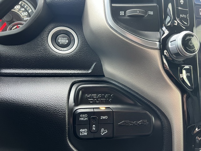 2022 Ram 2500 Laramie photo 8